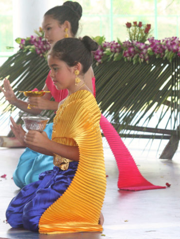 Danza durante il Songkran