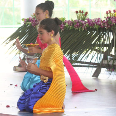 Danza durante il Songkran