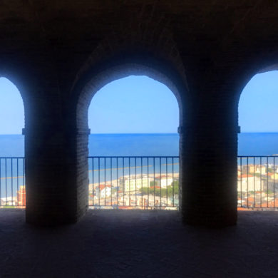 Panorama sul mare dal borgo di Gottammare