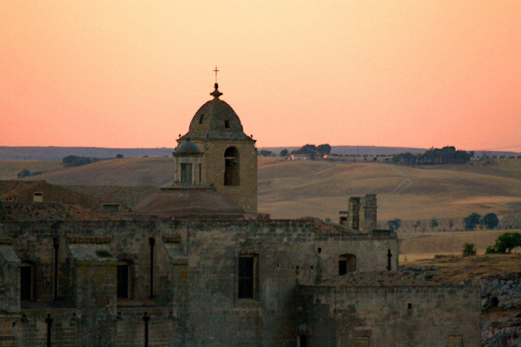 Cosa fare a Matera: ammirarla al tramonto