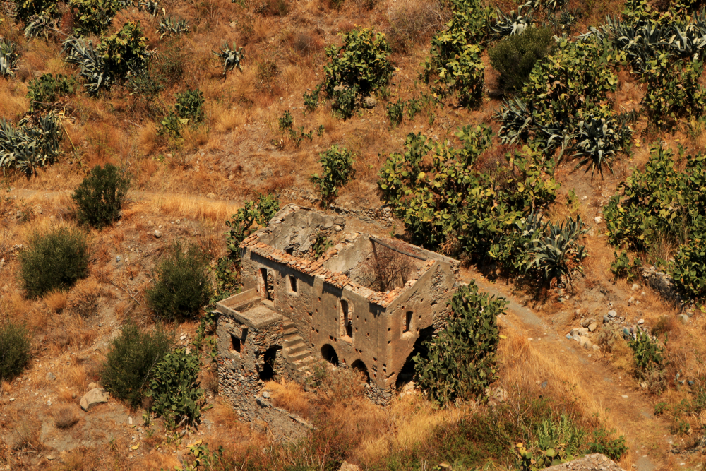 Scorci di Pentedattilo