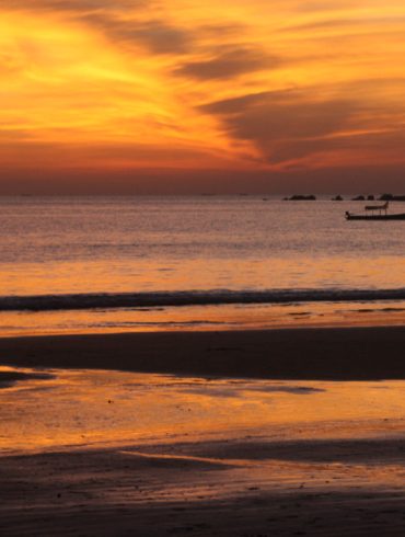 tramonto sul mare a Ngapali Beach