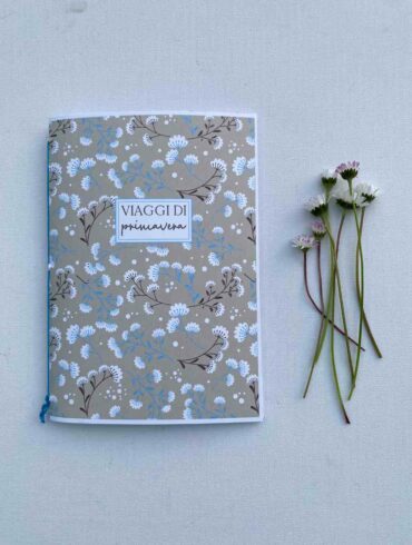 diario di viaggi di primavera rilegato a mano con copertina a fiori A5